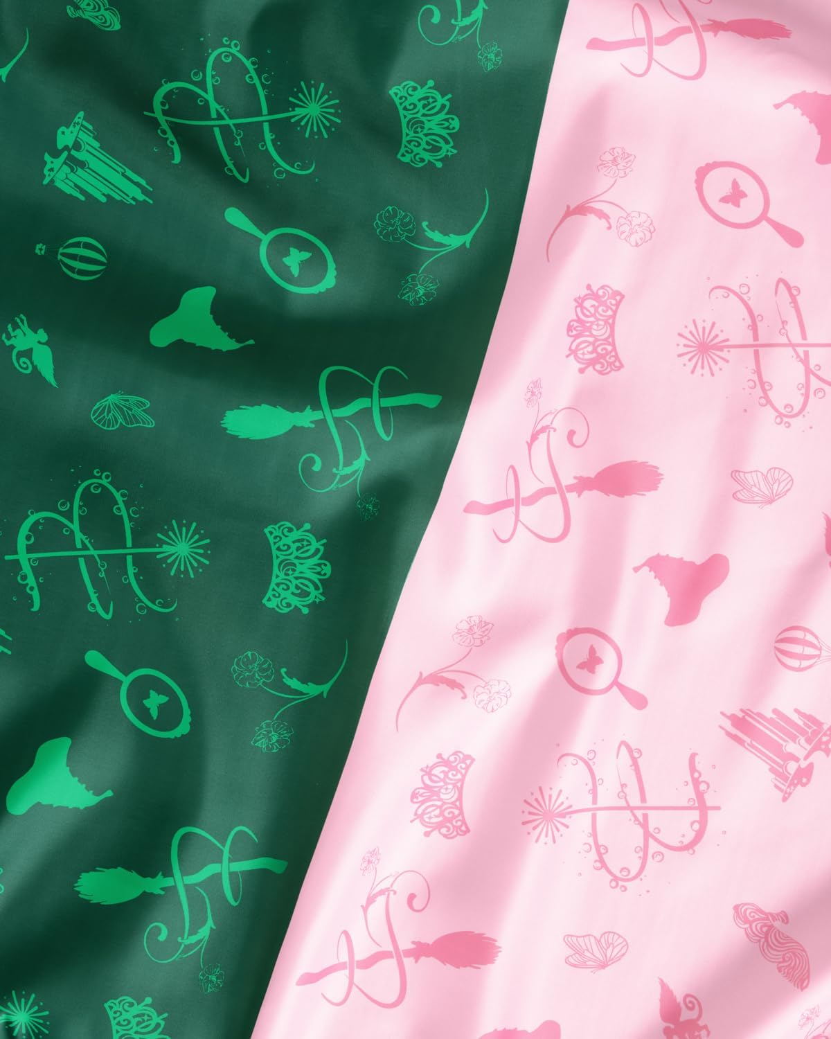 Xo Fetti Pink Green Witch Tablecloth 9 x 45