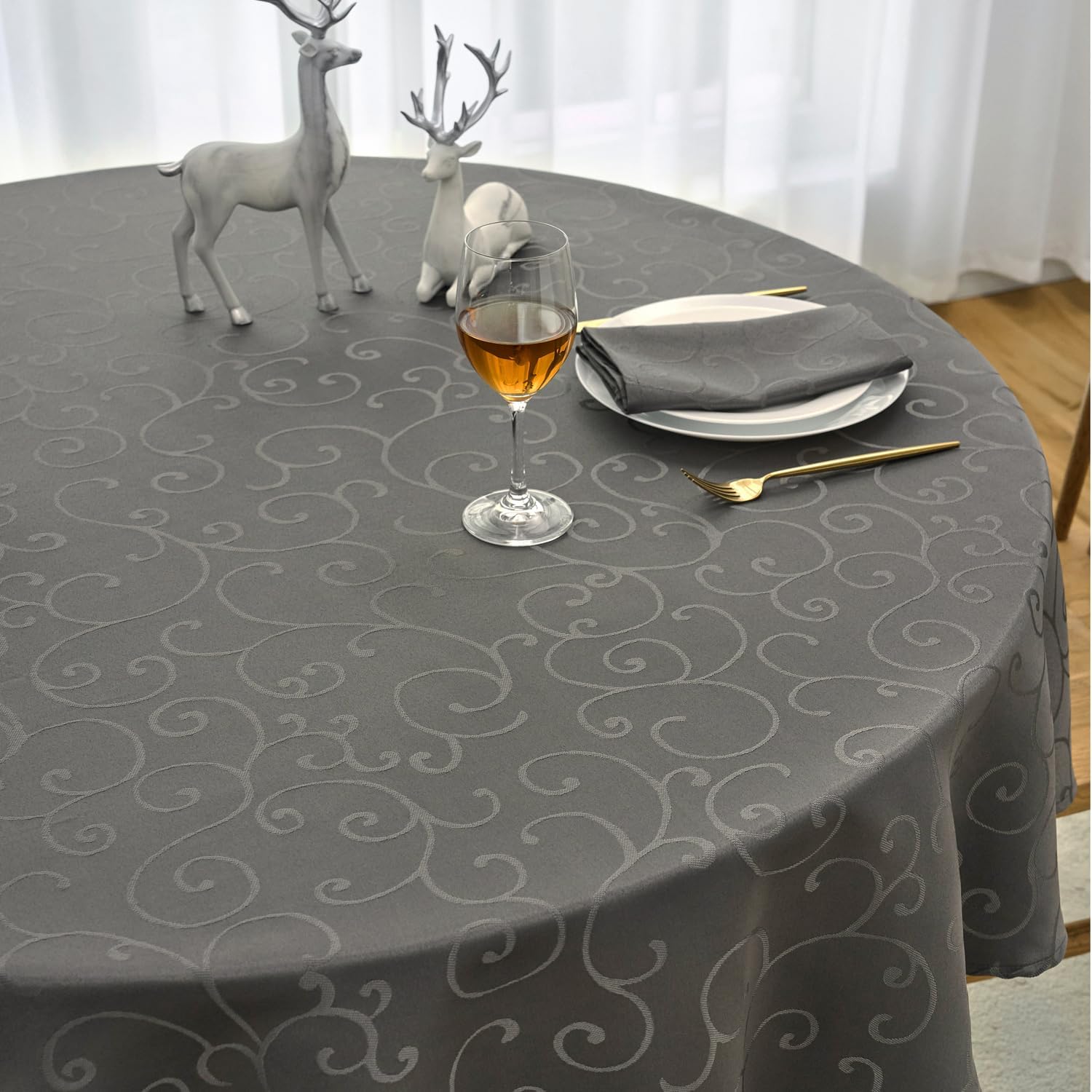Marina Decoration Luxury Jacquard Tablecloth 60 Inch Round