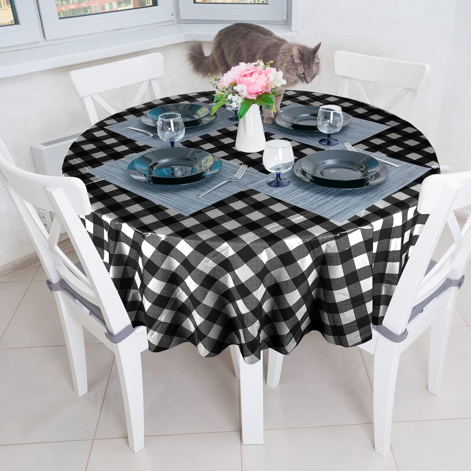 Disposable Checkered Round Tablecloth 84 Buffalo Plaid 6 Pieces