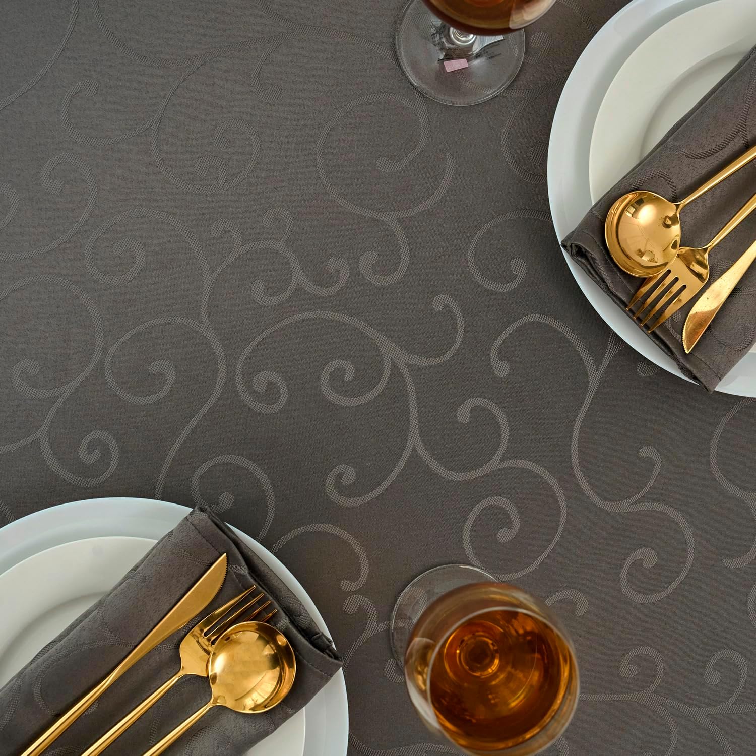 Marina Decoration Luxury Jacquard Tablecloth 60 Inch Round