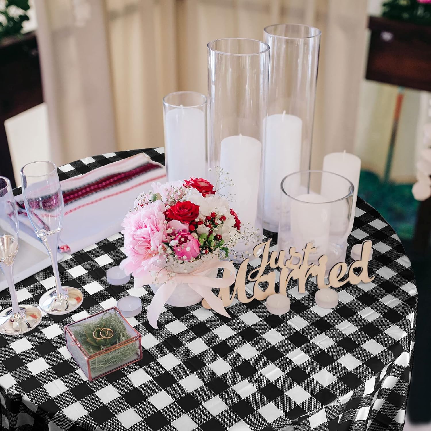 Disposable Checkered Round Tablecloth 84 Buffalo Plaid 6 Pieces